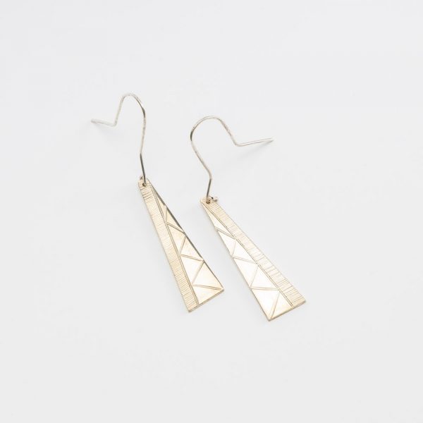 erik lee line zig zag earrings