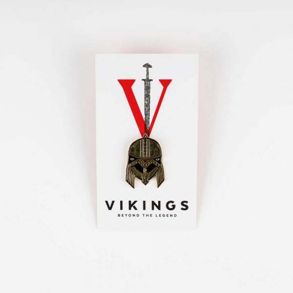 viking helmet pin