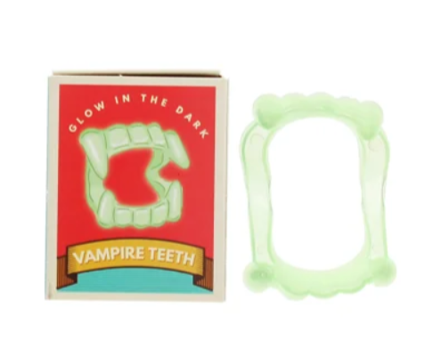 Vampire teeth Vampire teeth